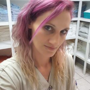 Meet your Posher, Stephanie